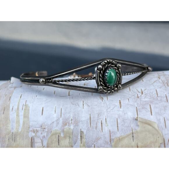 Vintage Native Navajo Sterling Silver Malachite Cuff Bracelet Southwestern 6” - Picture 4 of 4